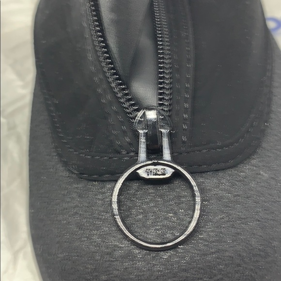 N.E.O.S performance overshoe. Small, black, new - Picture 9 of 13